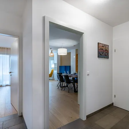 Burgblick Alpe Maritima & See-top 26 By Interhome