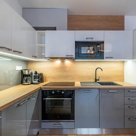 Burgblick Alpe Maritima & See-top 26 By Interhome Apartman Annenheim