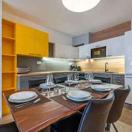 Burgblick Alpe Maritima & See-top 26 By Interhome Apartment Annenheim